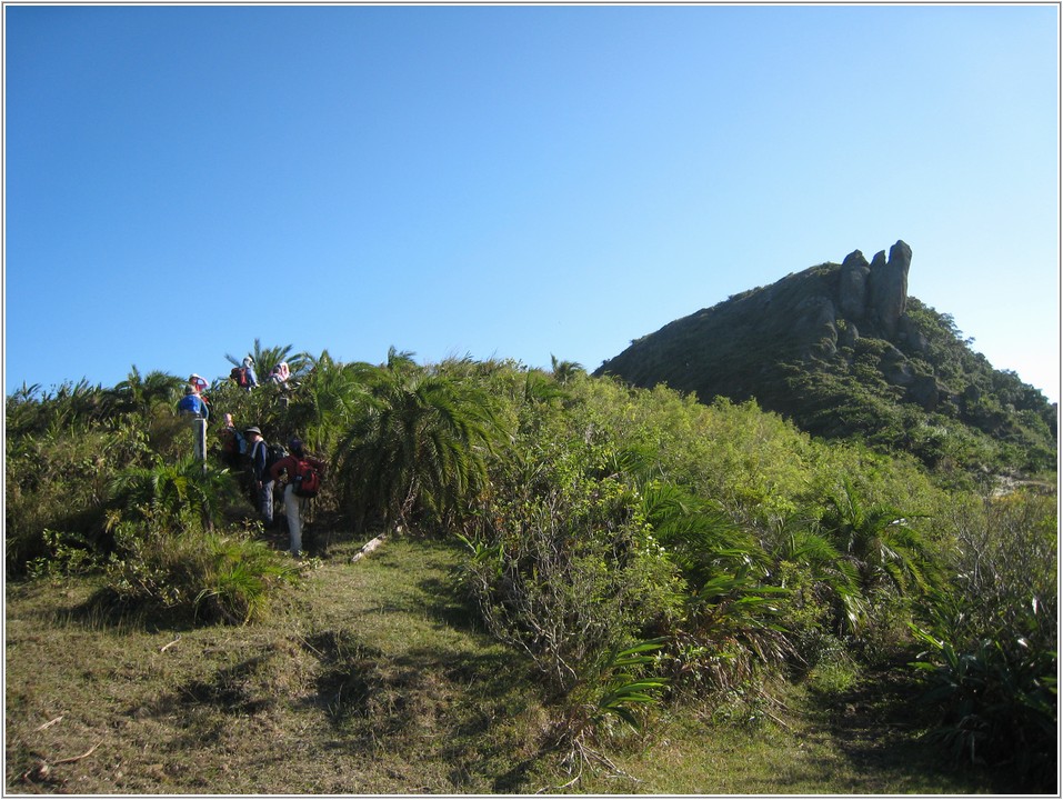 2012-12-15 14-36-14下山再見小尖石山.JPG